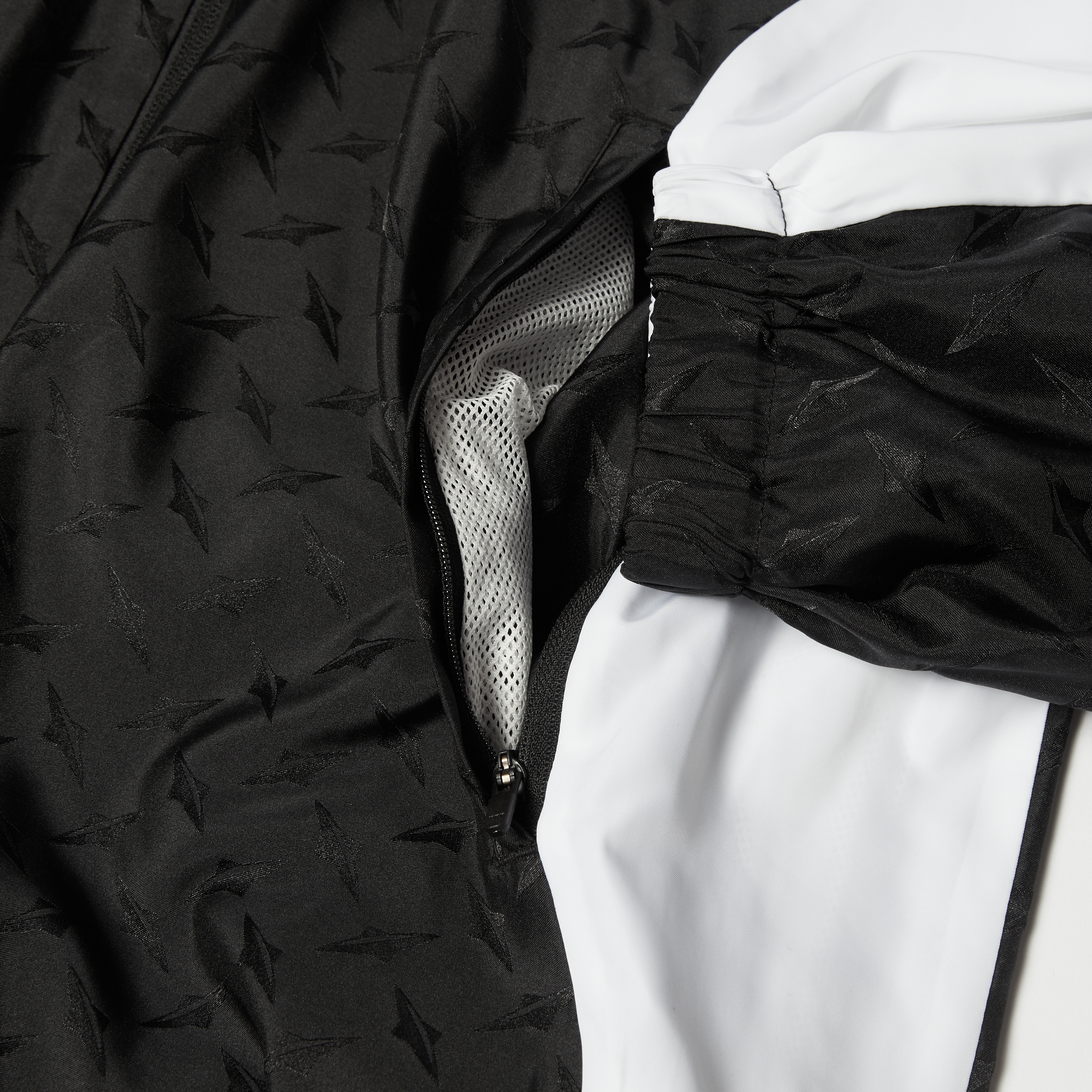 HUF FC Windbreaker - Image 6